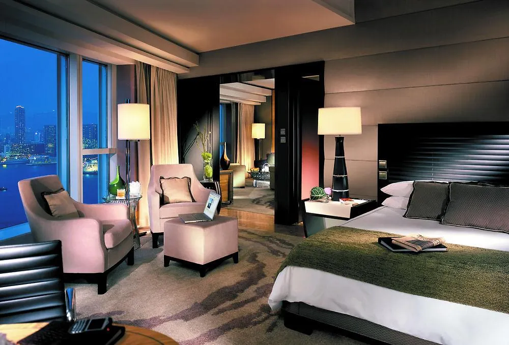 *****  Four Seasons Hotel Hong Kong Chine