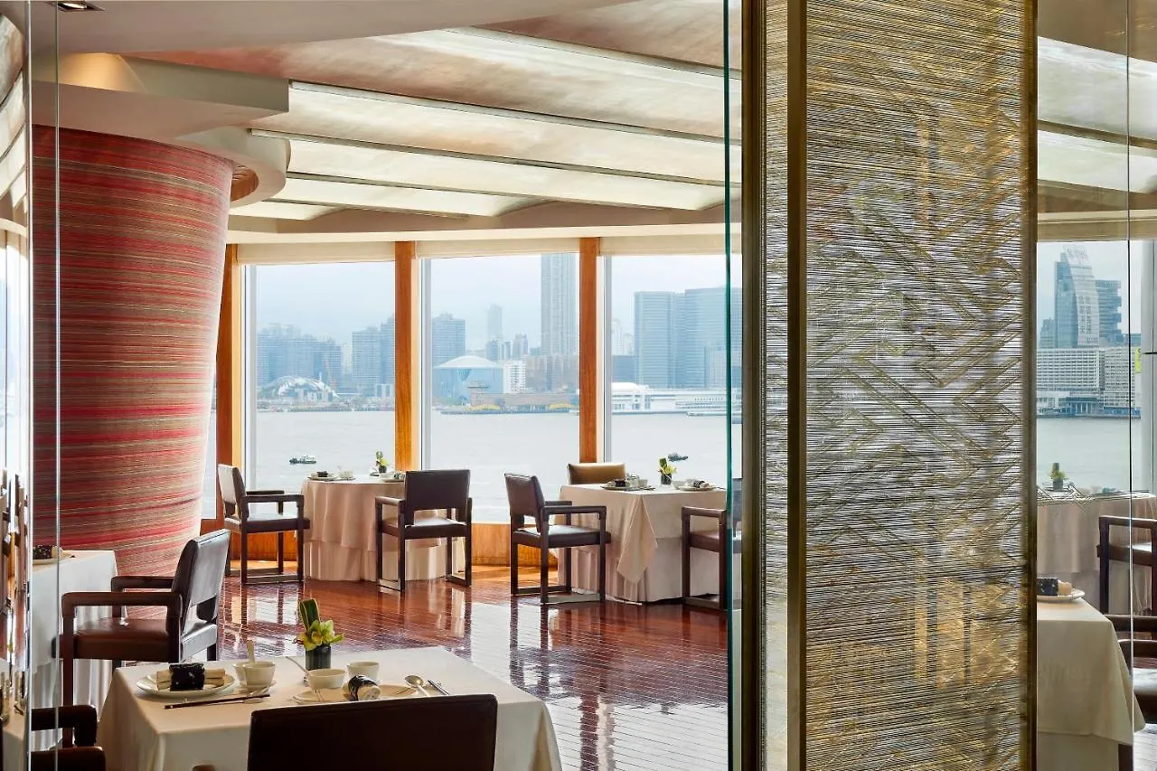 *****  Four Seasons Hotel Hong Kong Chine