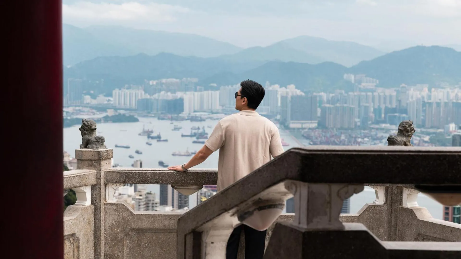 Four Seasons Hotel Hong Kong 5*,